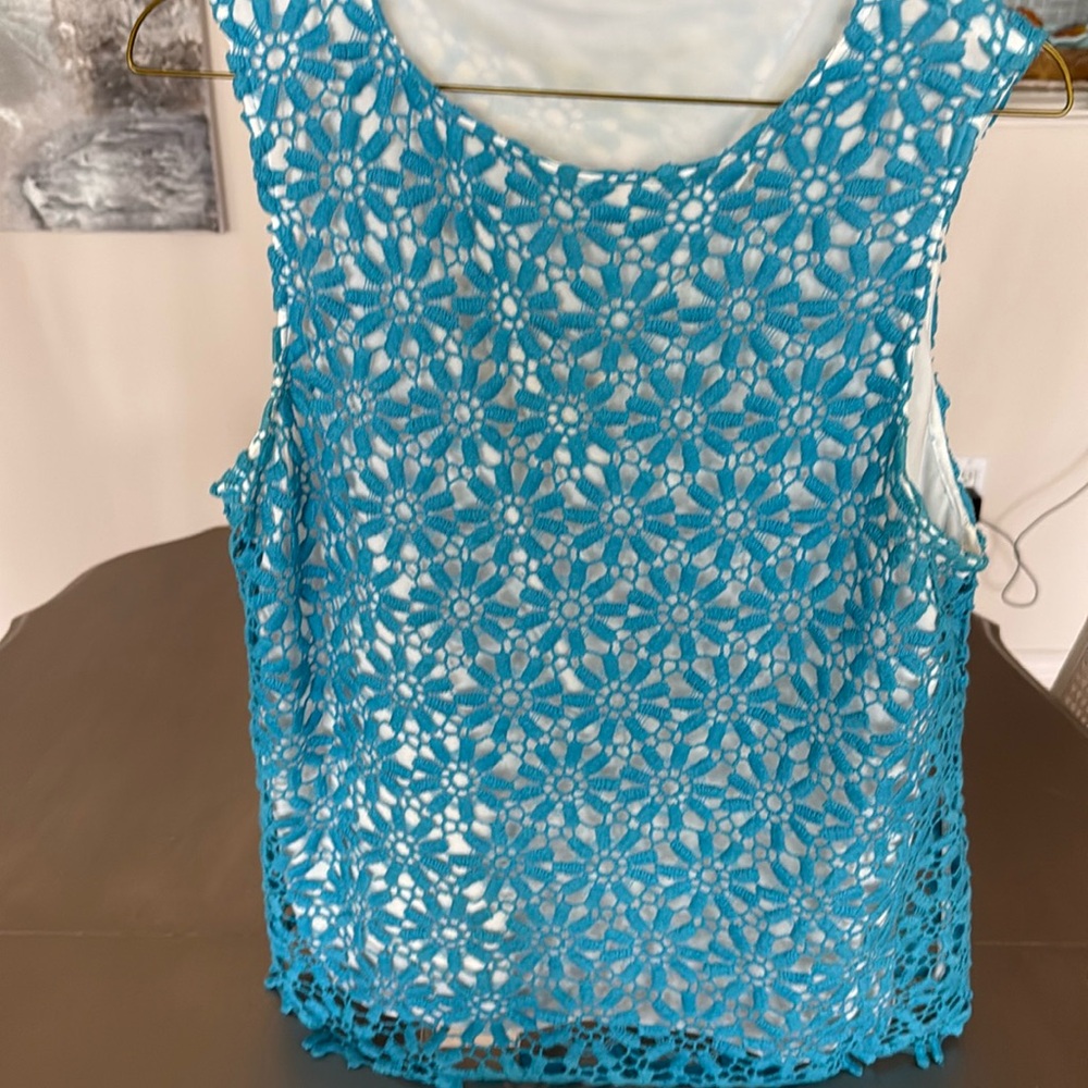 Bright turquoise Vince Camuto lace top